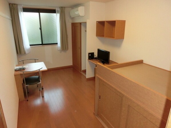 レオパレスクレストタウンBの物件内観写真